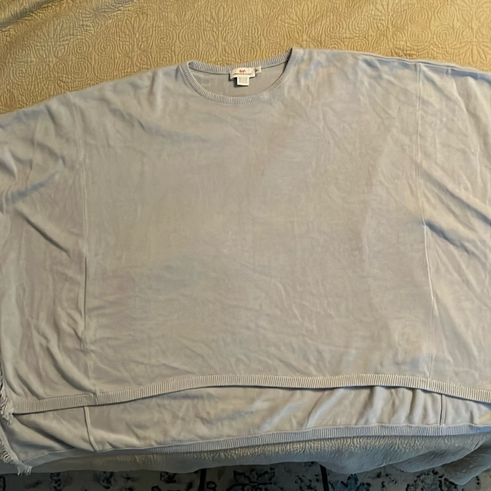 Vineyard Vines light blue poncho in medium/large